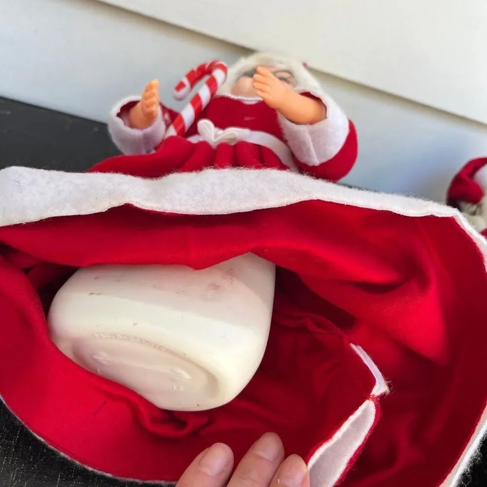 VTG Handmade Santa Mrs Claus Dish Soap Bottle Dolls Christmas Decor Pair